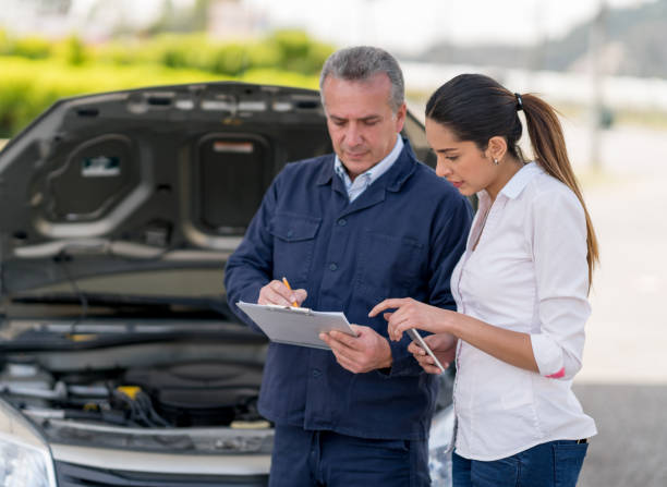 Low-cost car insurance agents in Larch Way, WA